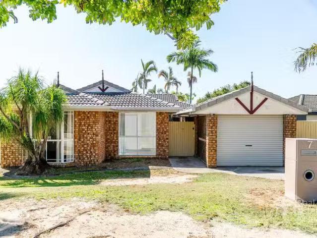 New 3 BR 7 Diamantina Street, Hillcrest, QLD 4118