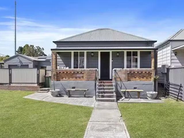 Deal! 3 BR 7 James Street, Lithgow, NSW 2790