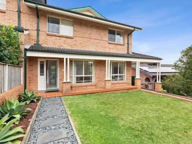Rental! 3 BR 41B Starkey Street, Forestville House for rent L.