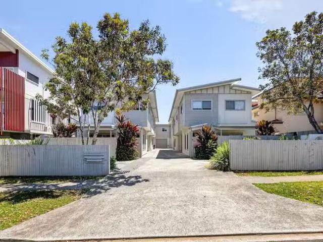 Deal! 3 BR 4/33 Ryans Road, Northgate, QLD 4013