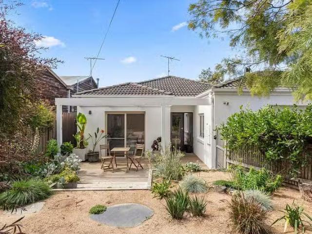 Cozy 3 BR 44 Riverside Drive, Torquay, VIC 3228