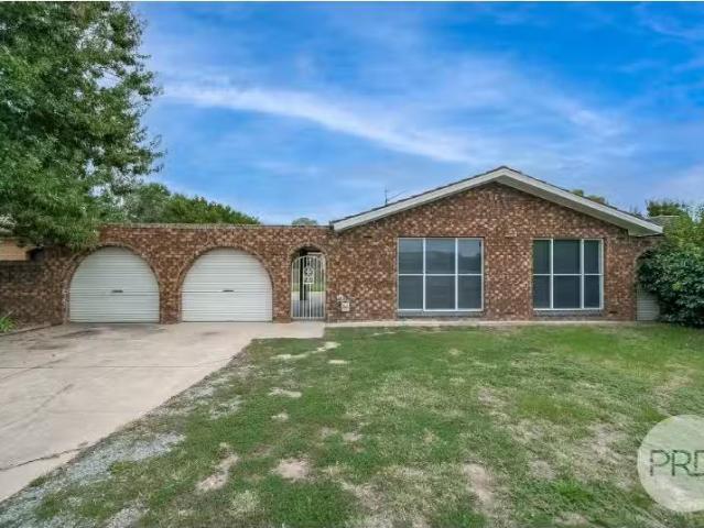 Deal! 3 BR 4 Bandera Avenue, Glenfield Park House for rent Li.