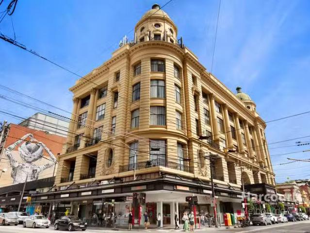 Unique 3 BR 609/220 Commercial Road, PRAHRAN, VIC 3181 Apart.
