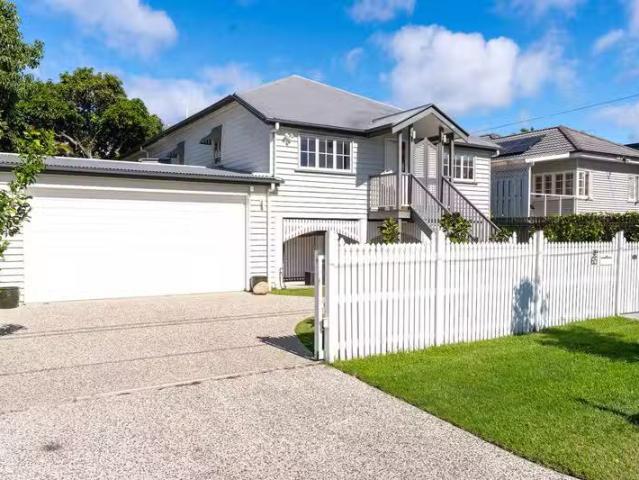 Cheap 3 BR 65 Noble Street, Clayfield, QLD 4011 House for Rent
