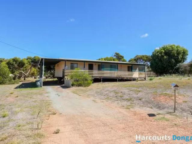 Unique 3 BR 65 Tulloch Drive, DONGARA, WA 6525 House for Rent