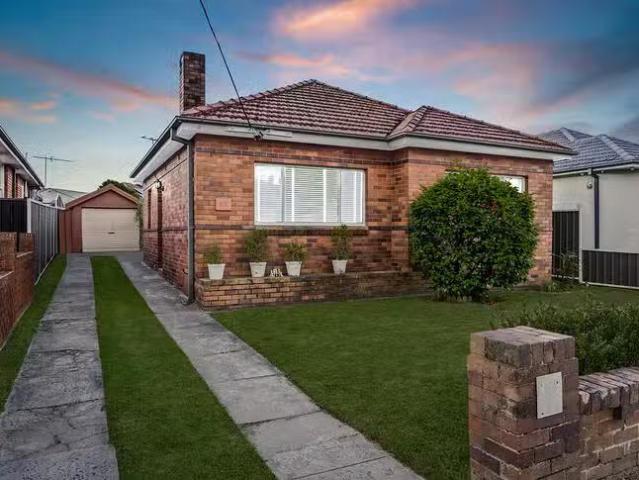 Rental! 3 BR 67 Canonbury Grove, Bexley North, NSW 2207