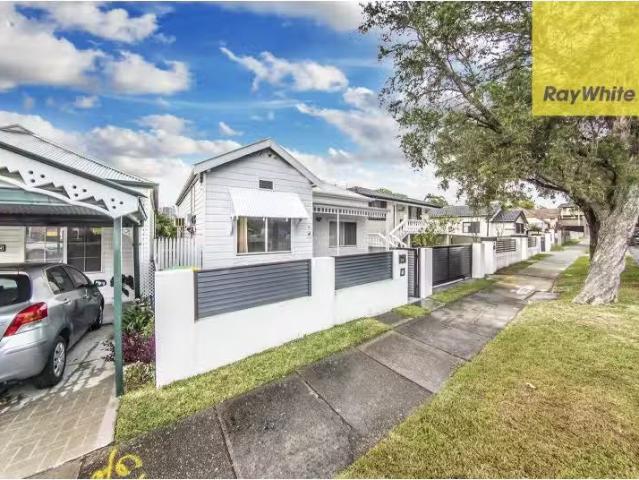 Deal! 3 BR 78 Eleanor Street, ROSEHILL House for rent Listed.