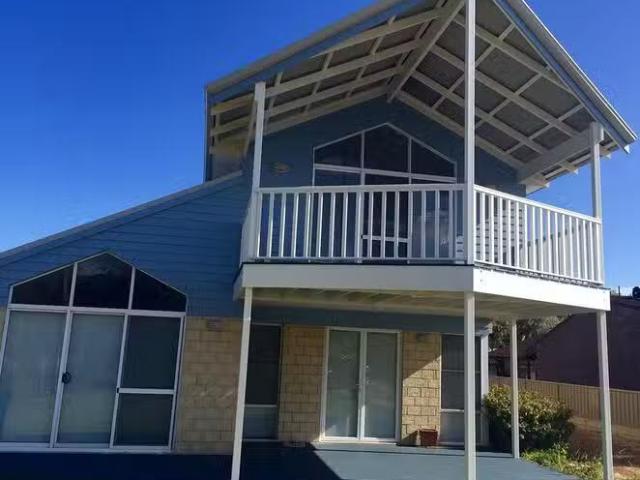 New 3 BR 850A Geographe Bay Road, West Busselton, WA 6280