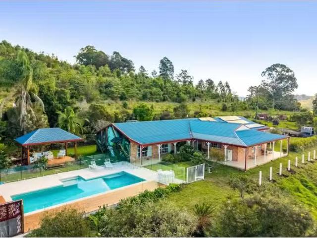 Charming 3 BR 867 Bangalow Road, Bexhill House for rent Liste.