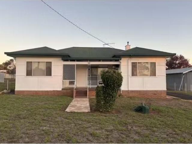 For Rent! 3 BR 88 Yarrow Street, Dunedoo House for rent Liste.