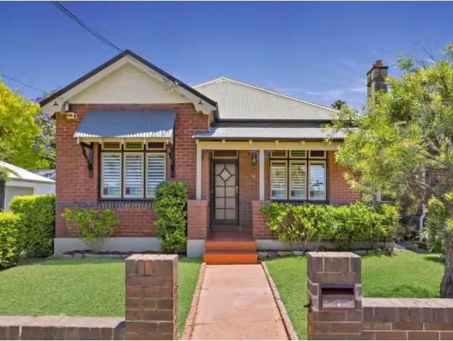 Unique 3 BR 8 Therry Street, Drummoyne House for rent Listed.
