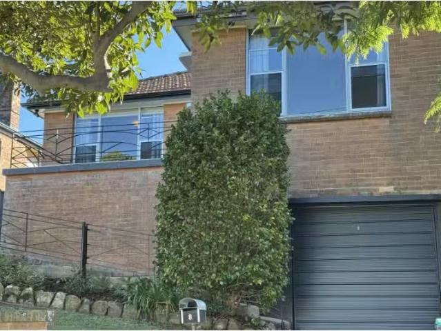 For Rent! 3 BR 8 Third Avenue, North Lambton House for rent L.