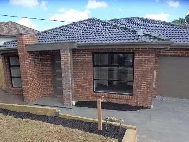 Charming 3 BR 8 Allison Avenue, Eumemmerring, VIC 3177