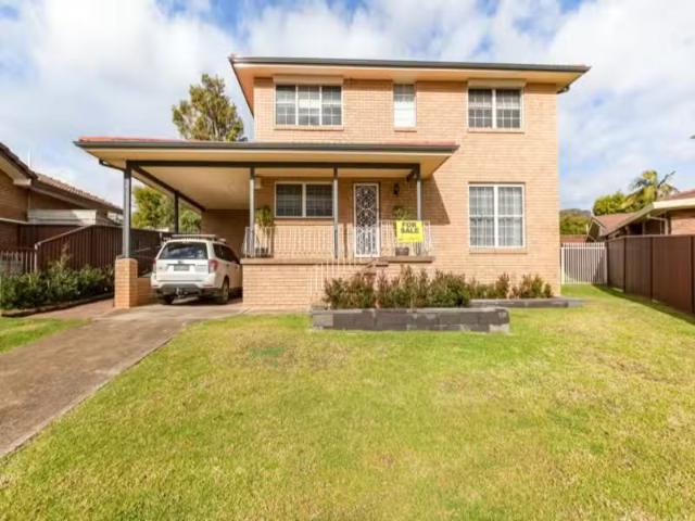 Unique 3 BR 8 Hawker Place, RABY House for rent Listed by Ing.