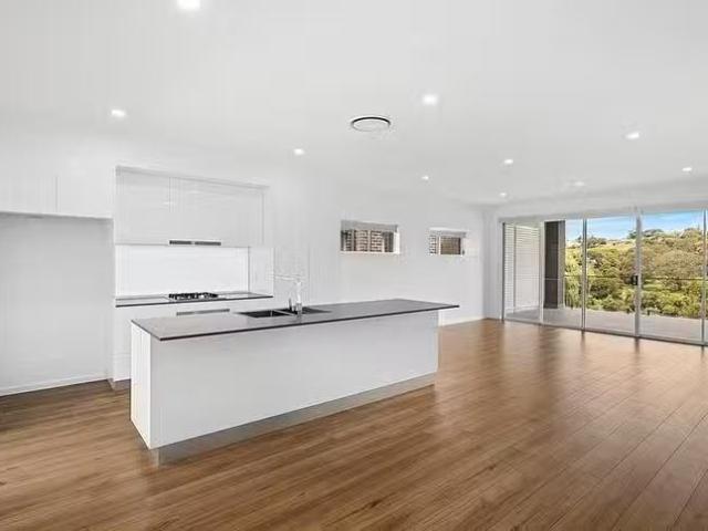 Cheap 3 BR A/61 Surfleet Place, Kiama, NSW 2533