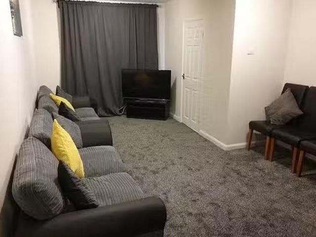 Nice 3 BR East Street