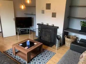 Unique 3 BR Inchard Place