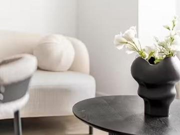 New 3 BR Lords Close