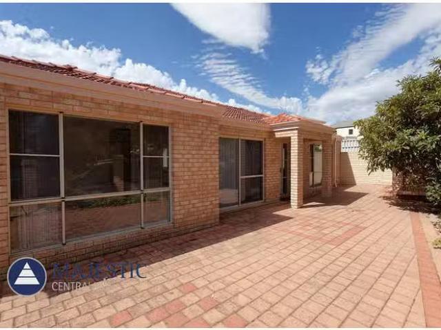 Just in! 3 Dornie Place, Ardross, WA 6153