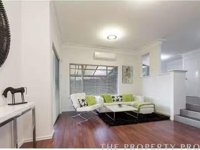 Nice 3 Kennerly Street, Cloverdale, WA 6105