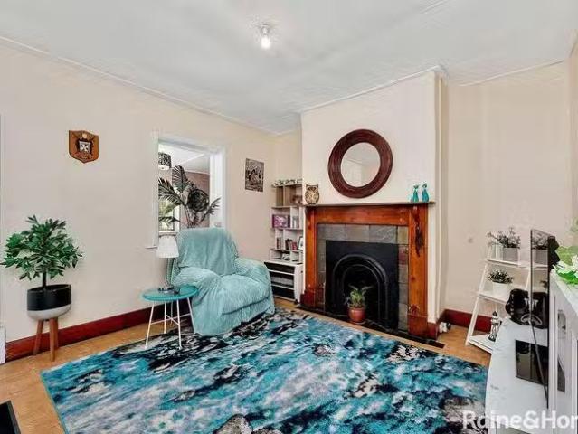 Nice 3 Manse Road, Strathalbyn, SA 5255
