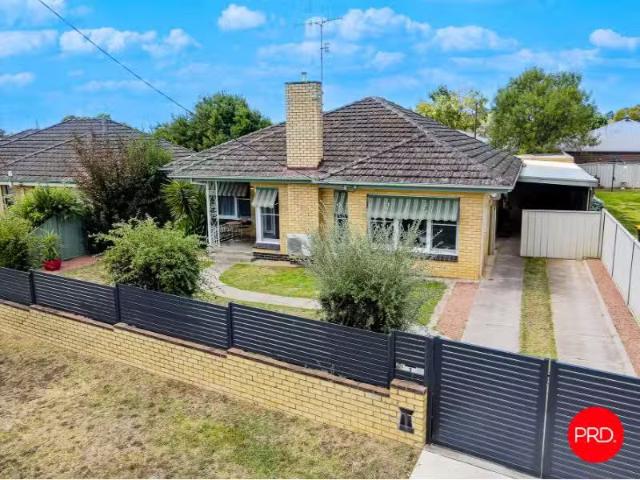 Cheap 3 Snell Street, GOLDEN SQUARE House for rent Listed by.