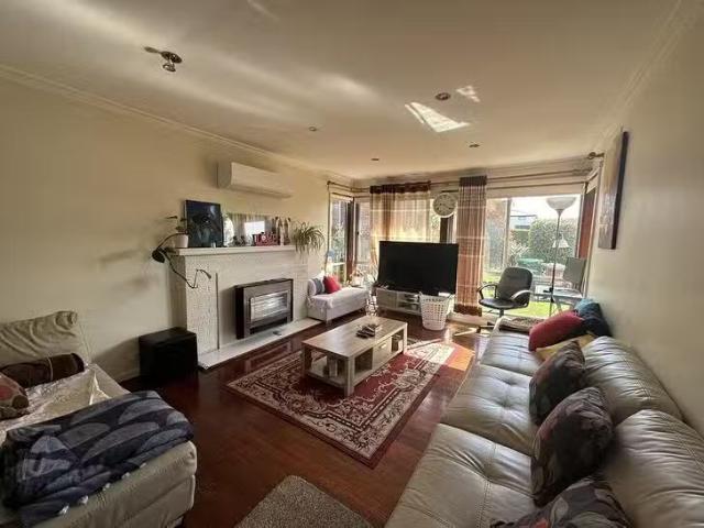 For Rent! 3 Paringa Avenue, Newnham, TAS 7248