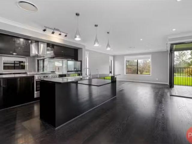 Nice 3 Prestwick Place, CESSNOCK House for rent Listed by Ren.