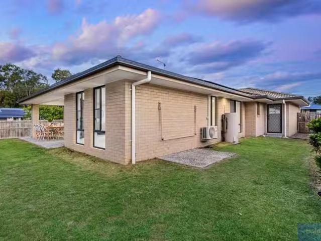Just in! 3 Quiet Court, Heritage Park, QLD 4118