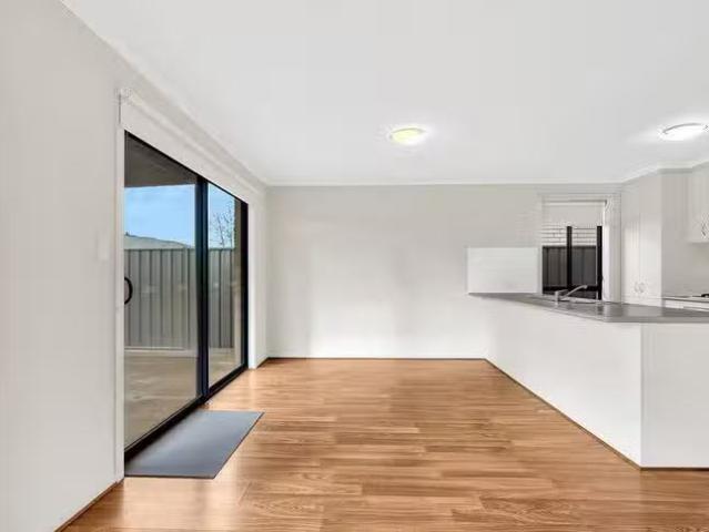 Charming 3 West Parkway, Andrews Farm, SA 5114