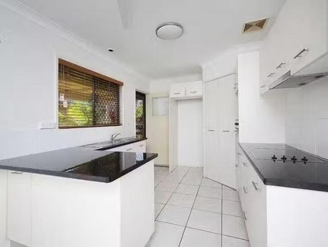 Rental! 3 Theresa Street, Golden Beach, QLD 4551
