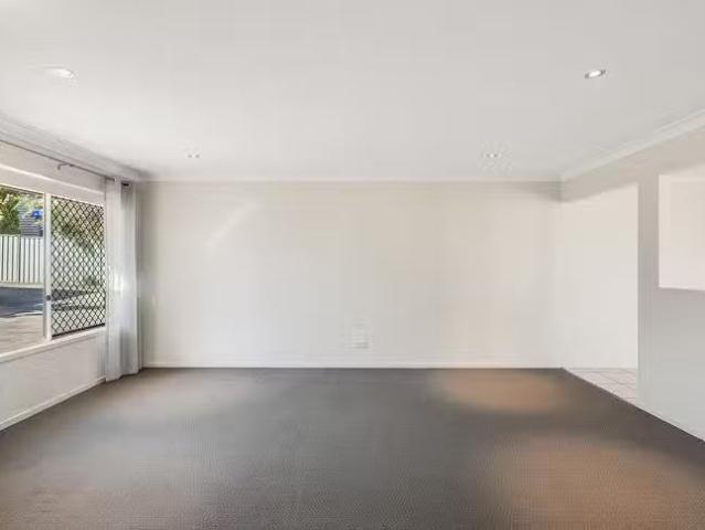 Nice 3A Allom Street, South Toowoomba, QLD 4350