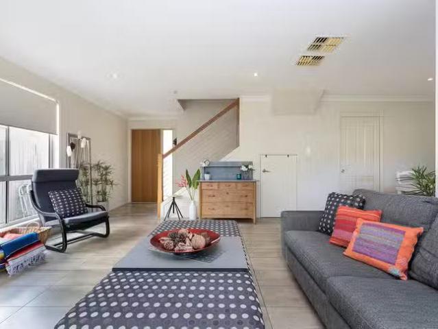 Cheap 4/40 Hargreaves Road, Manly West, QLD 4179