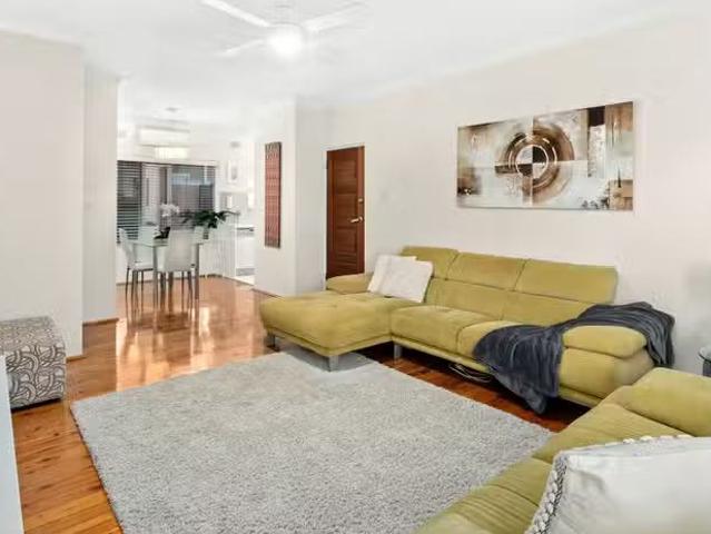 Just in! 4/44 Banks Street, Monterey NSW 2217