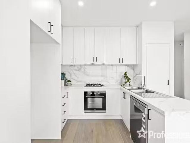 Nice 4/476 Dorset Road, Boronia, VIC 3155