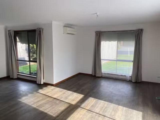 Cozy 4/49 Furner Avenue, Bell Park, VIC 3215 Unit for Rent