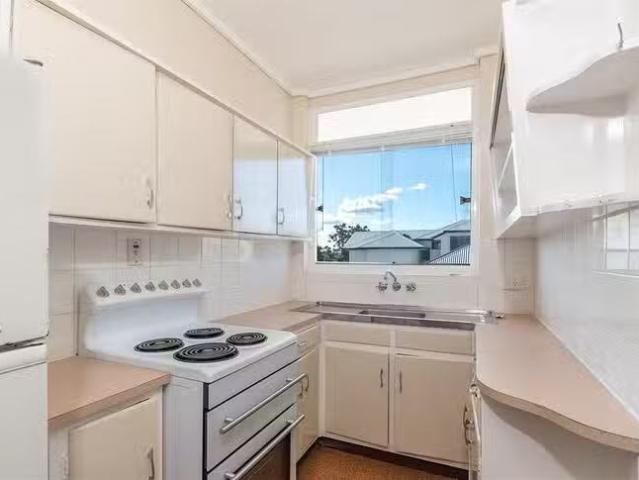 Rental! 4/49 Rialto Street, Coorparoo, QLD 4151