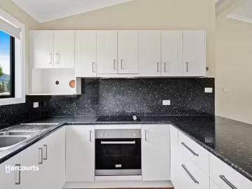 Just in! 44 Cemetery Road, Dover, TAS 7117