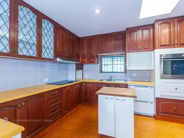 Nice 44 Peerless Avenue, Mermaid Beach, QLD 4218