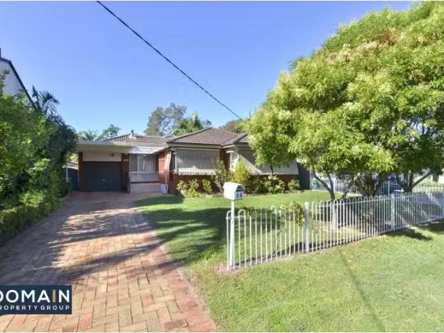 Deal! 44 Sea Street, Umina Beach House for rent Listed by Imo.