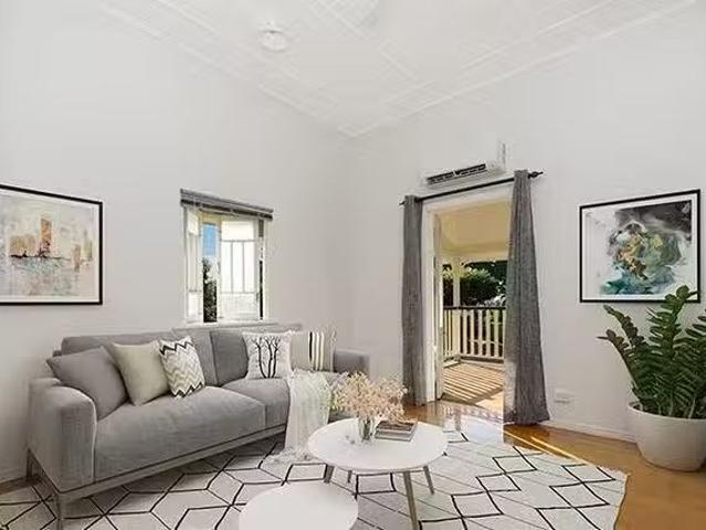 Charming 44 Seventh Street, Railway Estate, QLD 4810