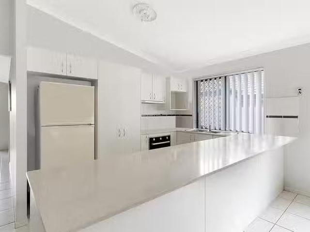 Rental! 45 Dornoch Crescent, Raceview, QLD 4305