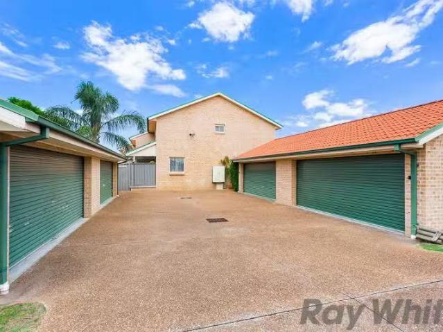 For Rent! 4/5 Pitt Lane, North Richmond NSW 2754