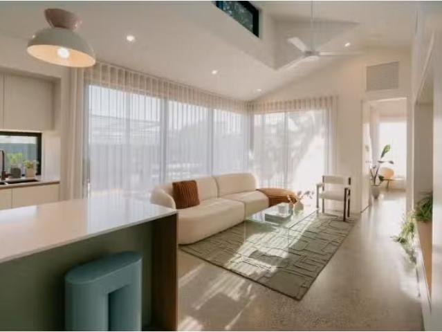 Unique 45 Sturt Avenue, Narrabundah House for rent Listed by.