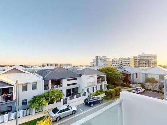 Nice 47/34 Shoalwater Street, North Coogee, WA 6163