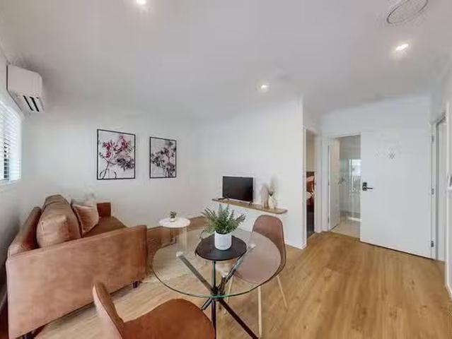 Cozy 4/78 William Terrace, Oxley, QLD 4075