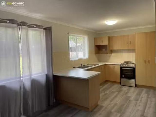 Charming 47 Murphy Street, Point Vernon, QLD 4655