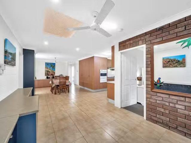 Rental! 47 Amethyst Street, Bayview Heights, QLD 4868