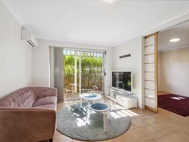 Nice 4/7 Vincent Street, Mount Lawley, WA 6050