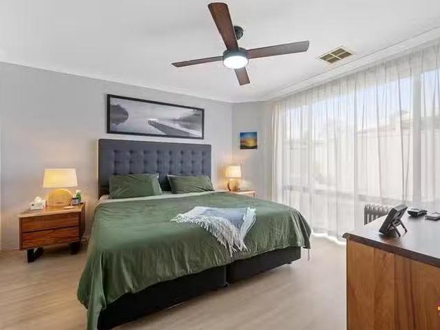 For Rent! 47A Leake Street, Belmont, WA 6104